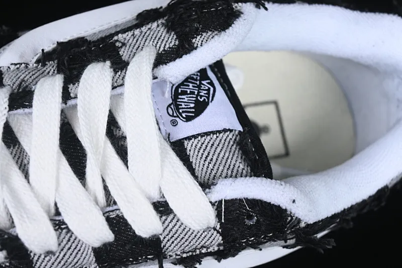 All categories Vans Vans series Vans Low Vans low-top Vans Knu Skool checkerboard washed denim low-top casual sneakers VN000CS0239